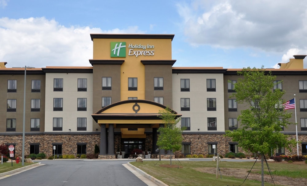 Holiday Inn Express & Suites Perry National Fairground Area #34 by IHG - carbon neutral hotel in Perry
