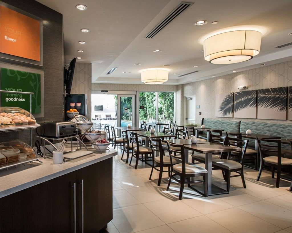 Comfort Suites Miami Airport North - photo 61