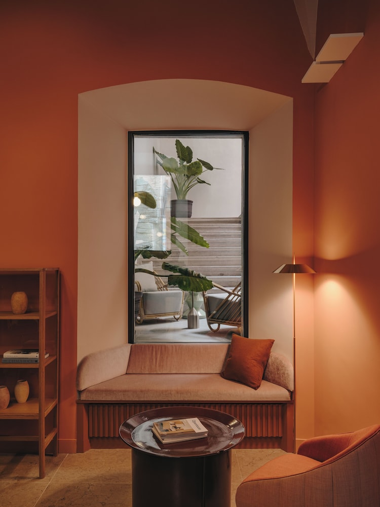 Hotel Palau Fugit — Girona — photo 3