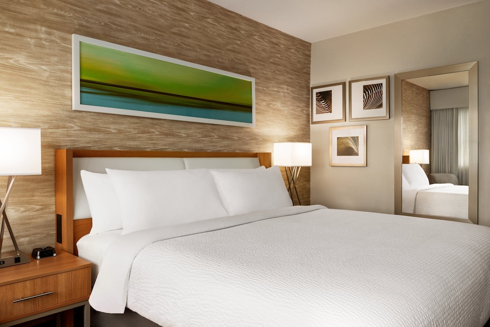 Holiday Inn Miami Beach Oceanfront by IHG - photo 11