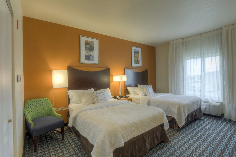 Fairfield Inn & Suites by Marriott Laramie - photo 7