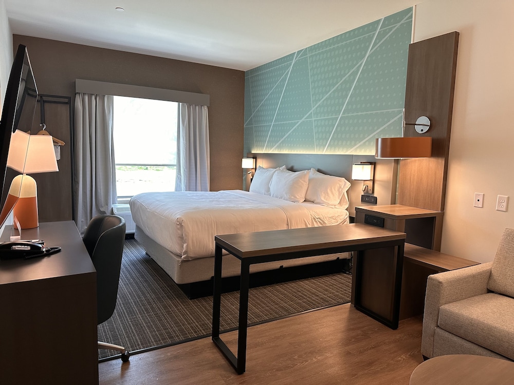 Comfort Suites Gatlinburg Downtown Convention Center - photo 6