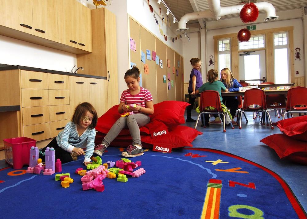 White Point Beach Resort in Digby, Canada