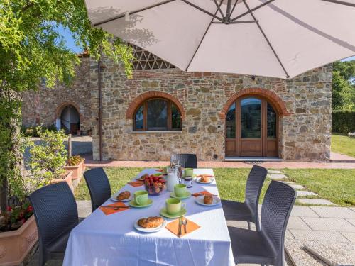 Villa Poggio alle Case — 4-Star Luxury Hotel in Pergine Valdarno, Italy