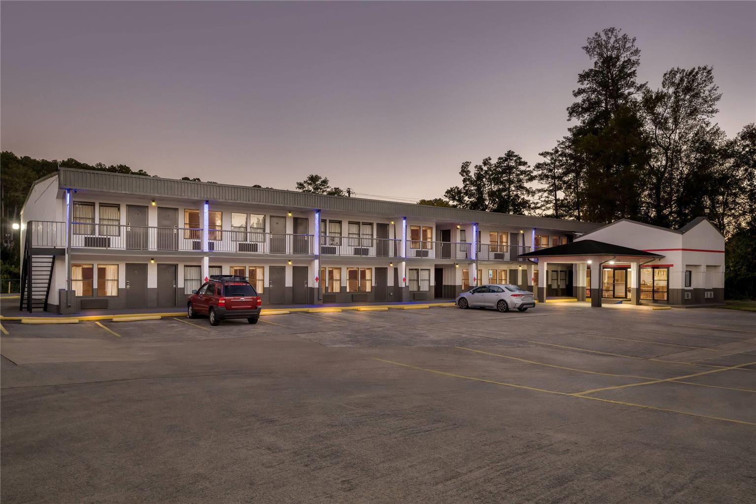 Super 8 by Wyndham Gadsden AL - photo 5