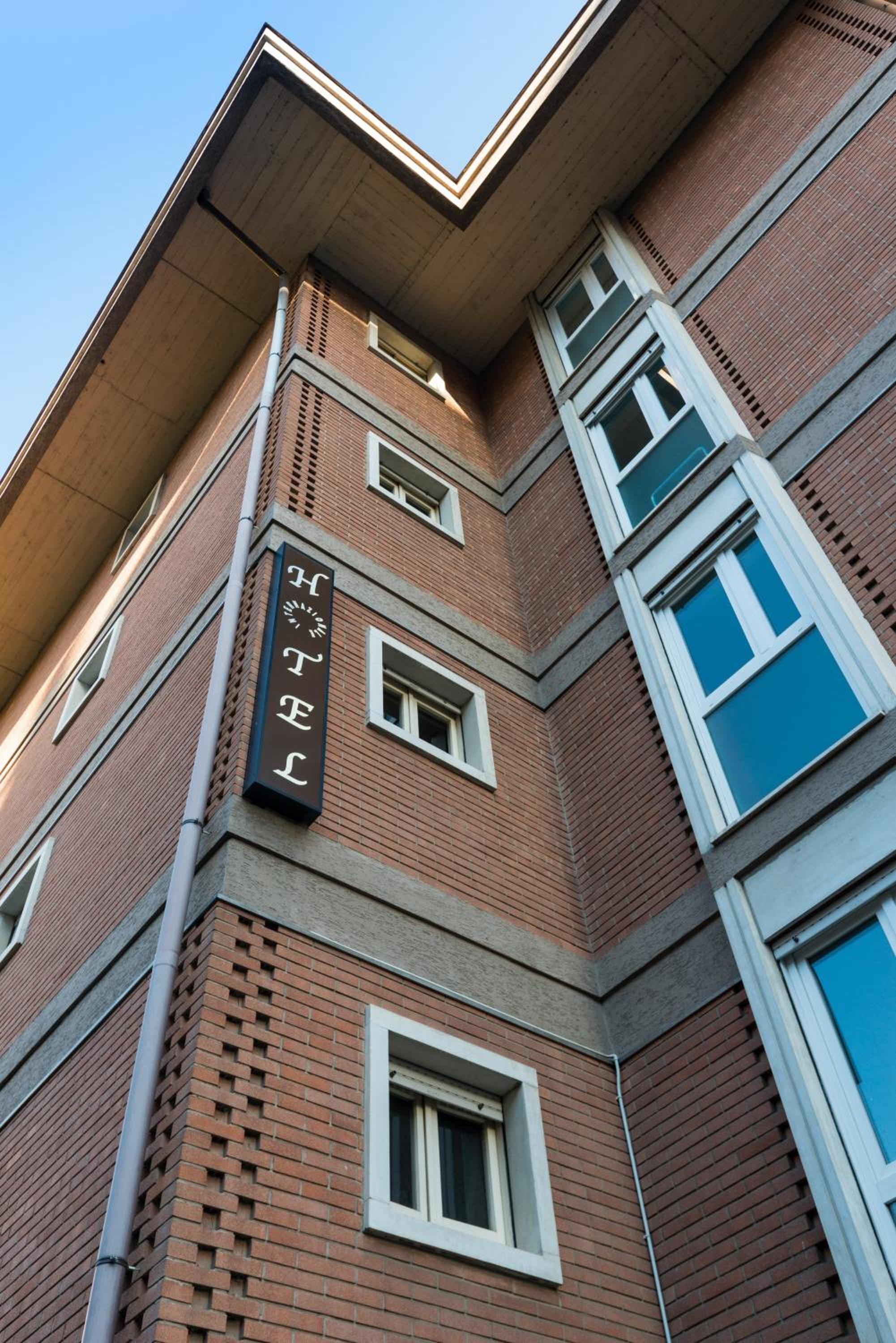 Hotel Internazionale Luino — hotel in Luino