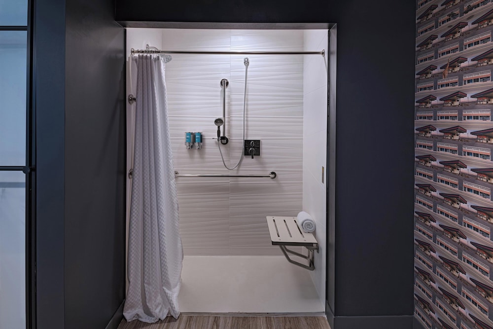Aloft Little Rock West - photo 8