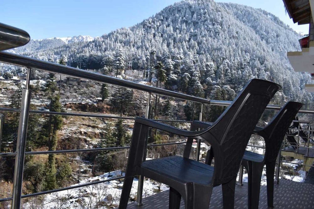 Apple valley view - last minute hotel in Manali