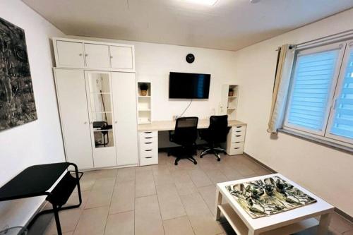 Ches Cozy Corner Helle 1 Zimmer Wohnung — Hochberg