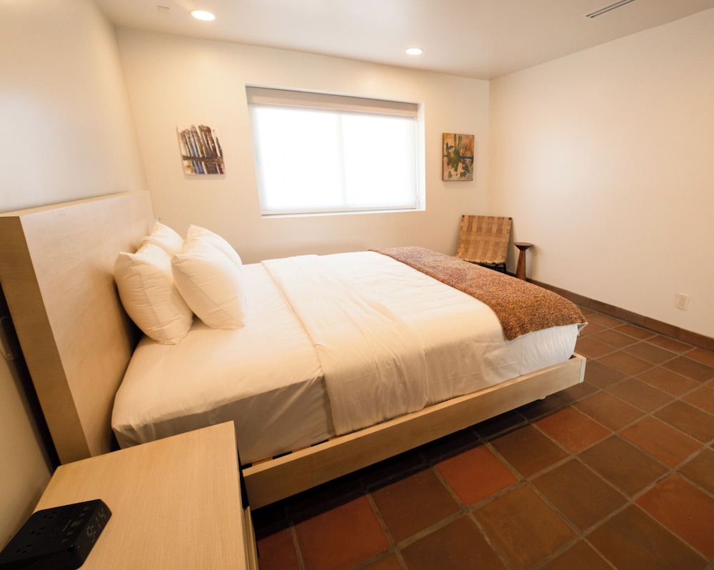 High Frontier - last minute hotel in Fort Davis