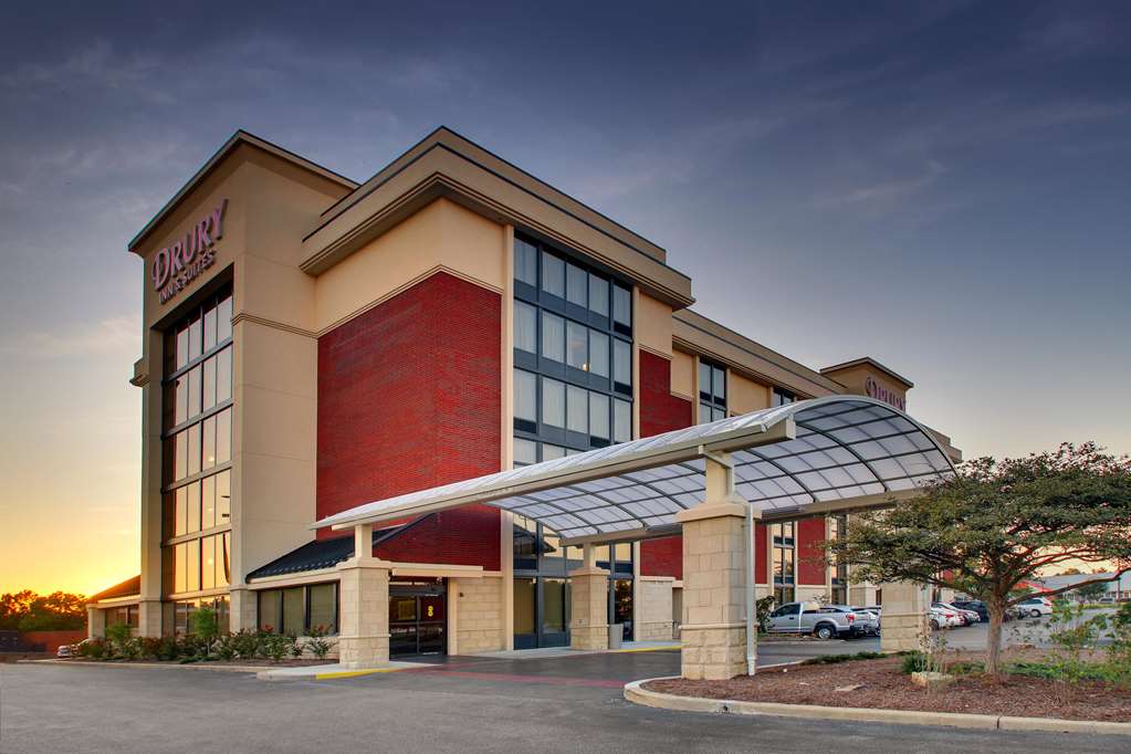 Drury Inn & Suites Evansville East - featured photo