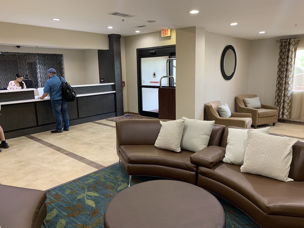 Candlewood Suites Grand Prairie Arlington an IHG Hotel - photo 4