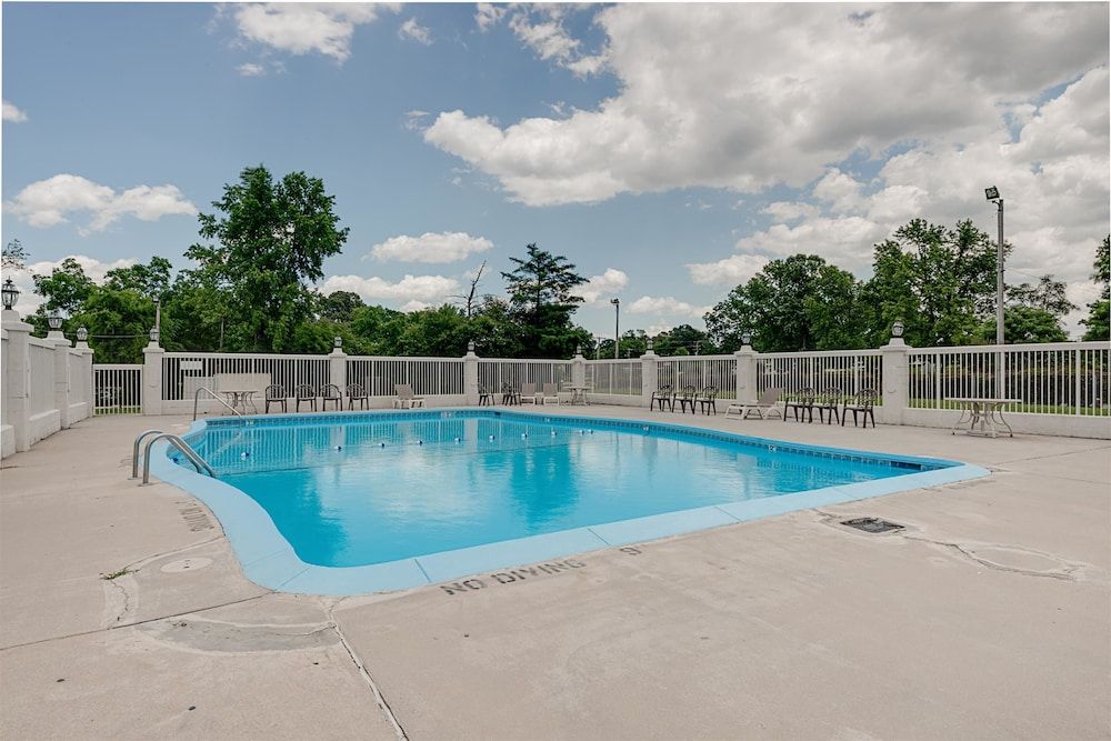 Motel 6 High Point - photo 24
