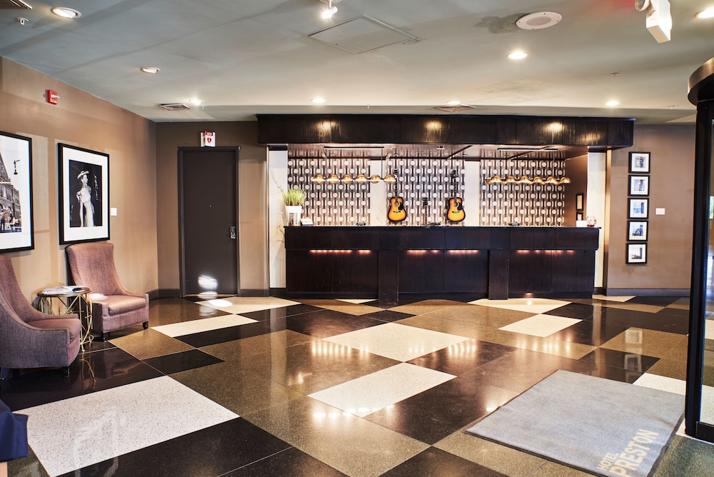 Hotel Preston - photo 3