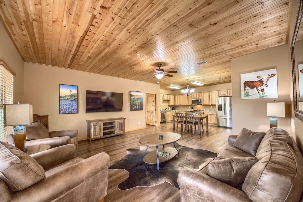Old Mills Resort OM A10 2 Bedroom Condo by Redawning - featured photo
