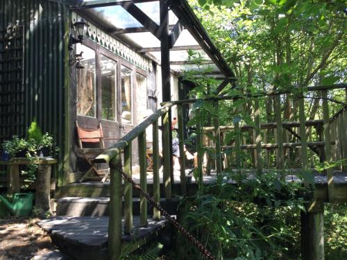 Romany Wagon & Cwtch — Llandysul — photo 5