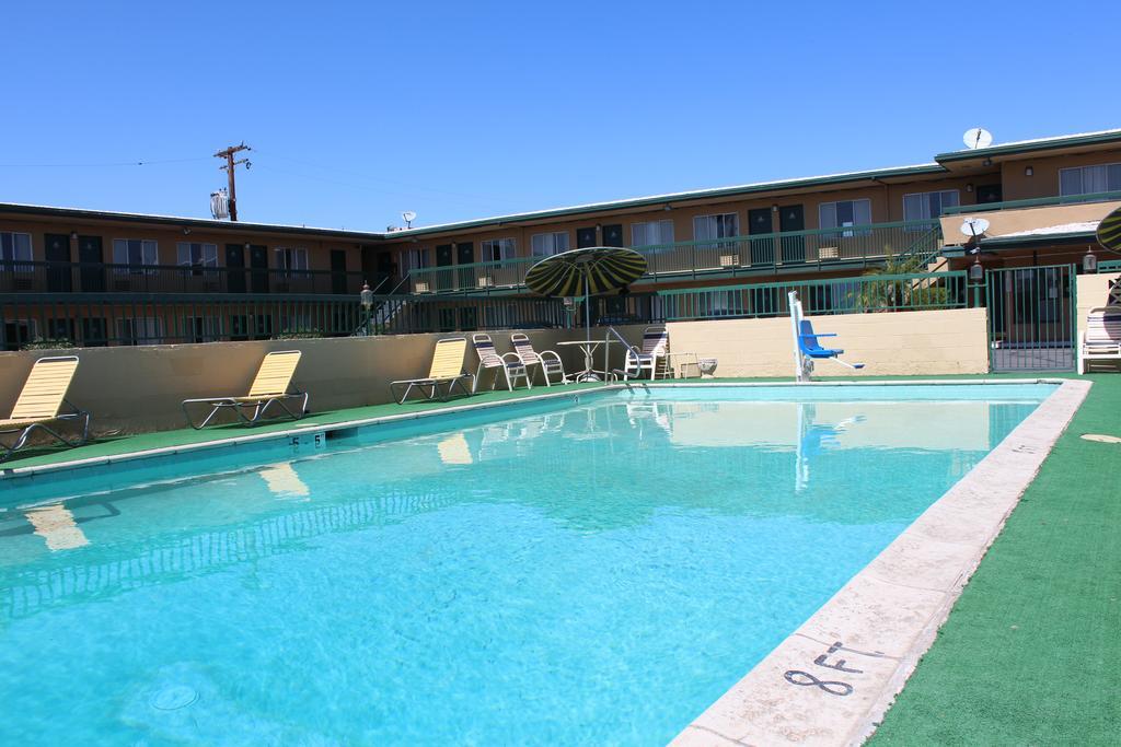 Yuma 4th Ave. Travelodge - photo 7