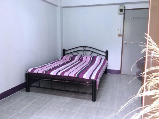 TC Mansion in Mueang Nonthaburi, Thailand