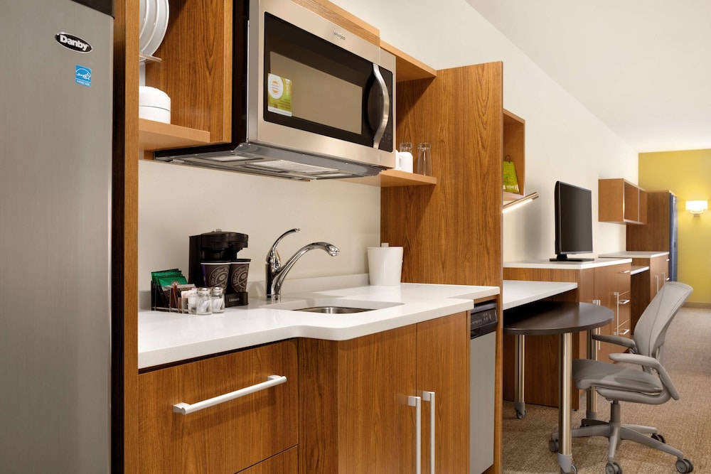 Home2 Suites by Hilton Birmingham Downtown - photo 16