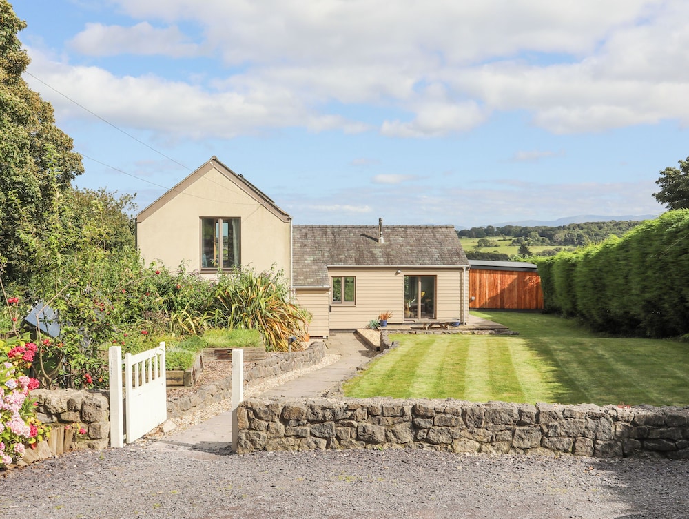 Ty Arwen in Moelfre, United Kingdom