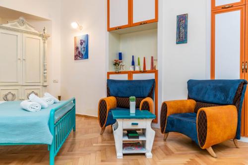 Blue Door Rhapsody Special Stay In Old Town