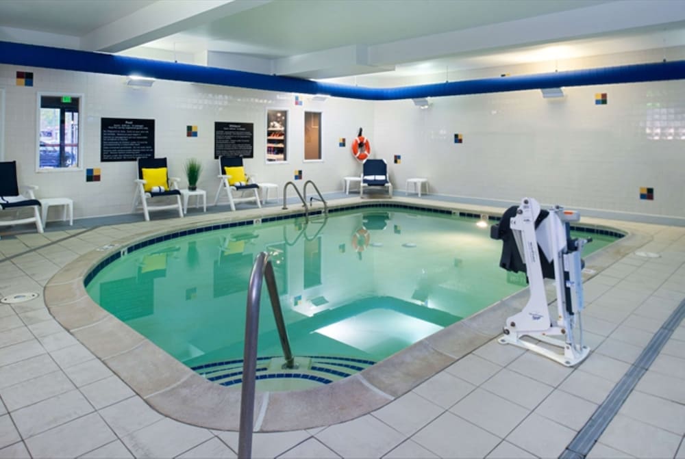 Hampton Inn Glenwood Springs - photo 42