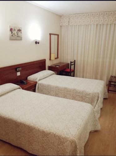 Hotel Almendra — Ferrol — photo 2