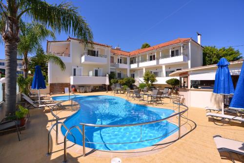 Theoxenia Hotel Apartments — Messini