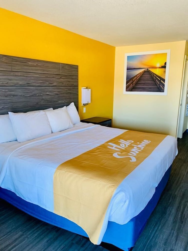 Days Inn by Wyndham Okmulgee - photo 11