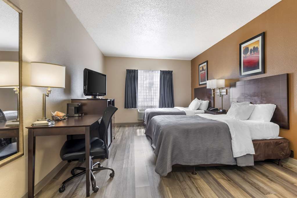 Quality Inn & Suites Wichita Falls I 44 - photo 21
