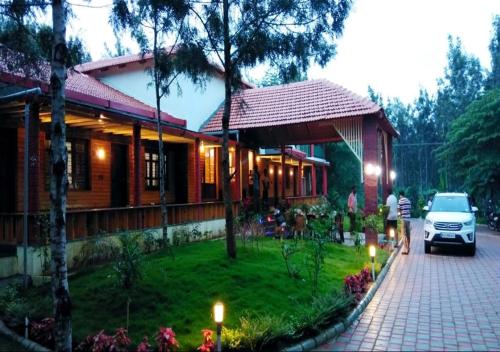 Water View Holiday Retreat — hotel in Belur