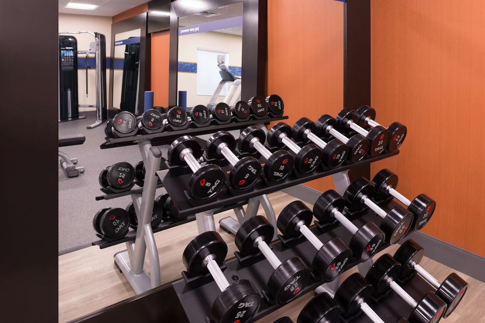 Hampton Inn & Suites Wixom - photo 40