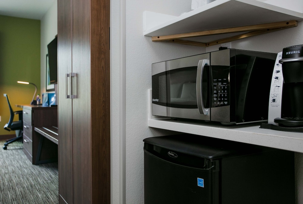 Holiday Inn Express & Suites Oakhurst Yosemite Park Area - photo 42