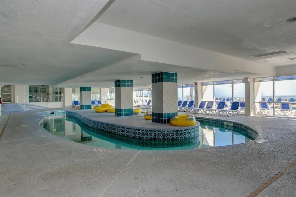 Baywatch Resort by Escape - photo 11