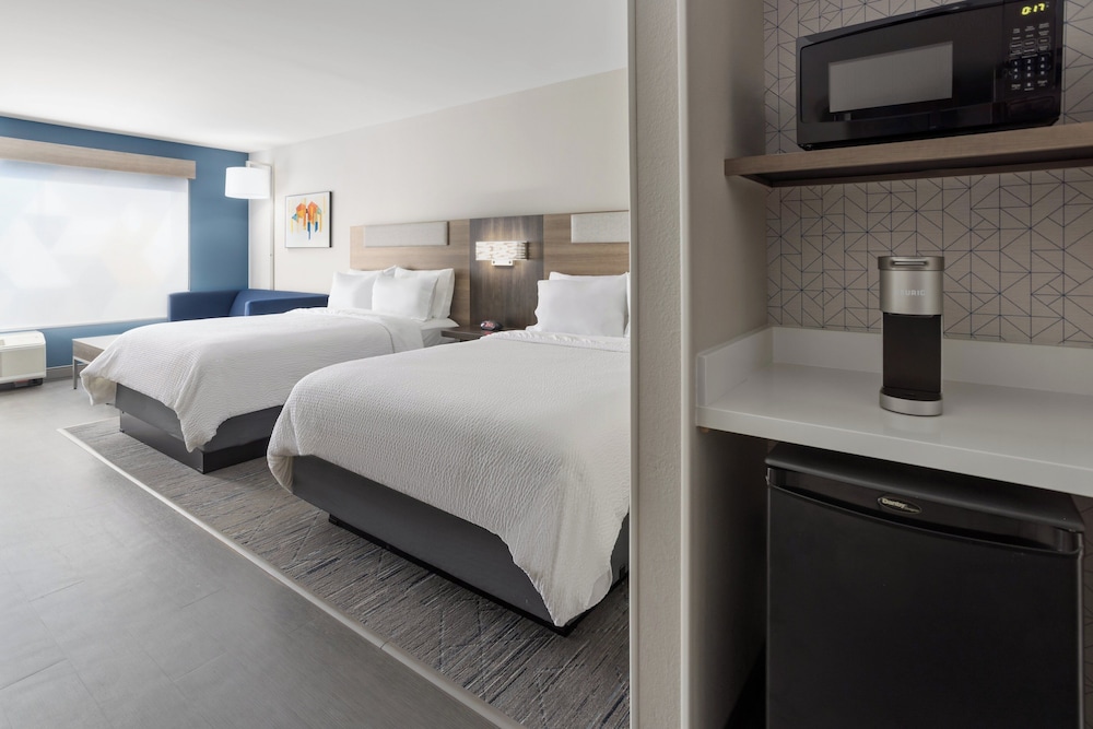 Holiday Inn Express & Suites Waynesboro East by IHG - photo 18