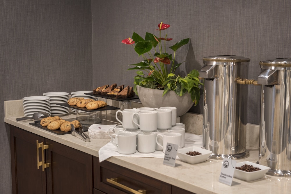 Crowne Plaza Providence Warwick Airport by IHG - photo 54
