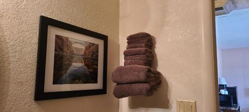Red Rock Motel and Dam Motel - photo 73