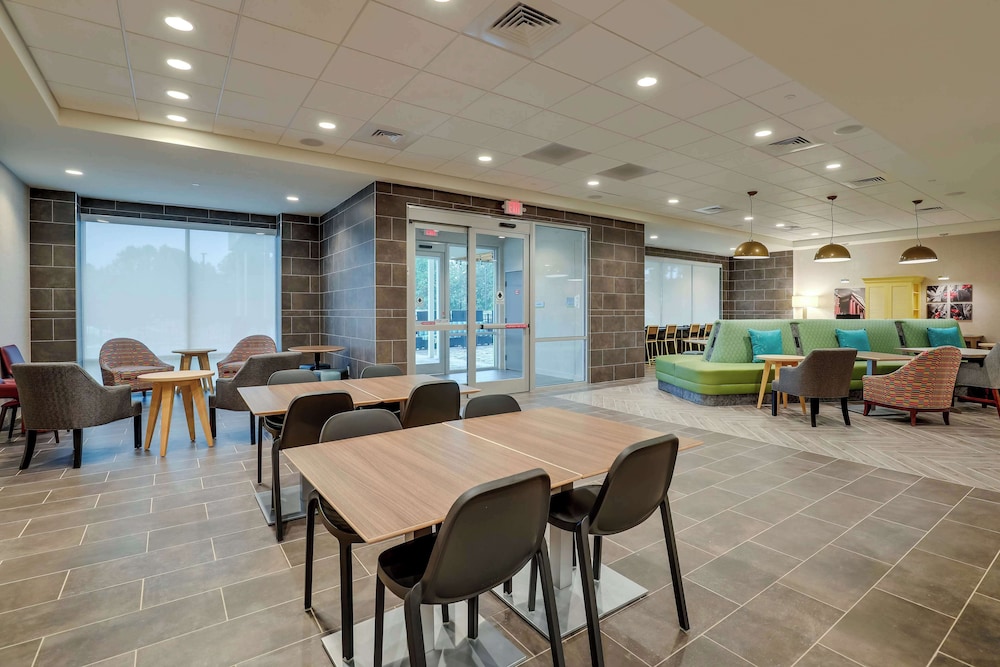 Home2 Suites by Hilton Sanford - photo 3