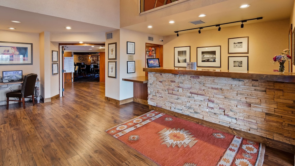 Inn at Santa Fe SureStay Collection by Best Western - photo 3