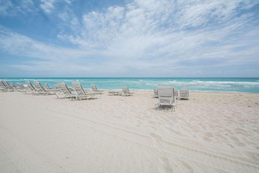 Bluegreen Vacations Solara Surfside Ascend Resort Collection - photo 25