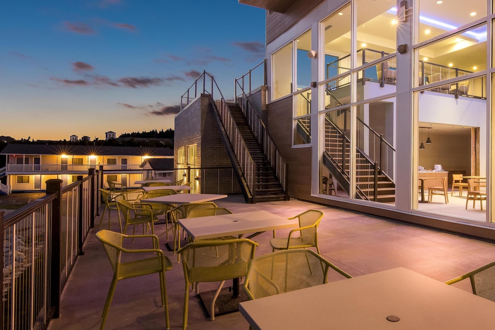 Hampton Inn by Hilton St Ignace Lakefront Mackinac - photo 59
