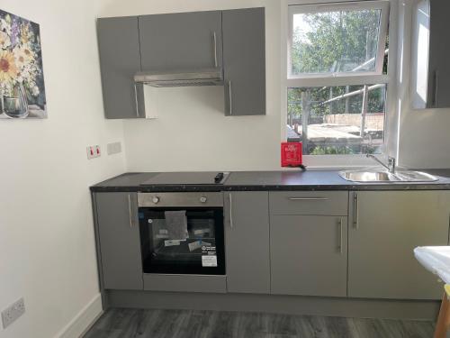 Amazing Studio Room 4 East Ham East London — 4-Star Luxury Hotel in London, United Kingdom