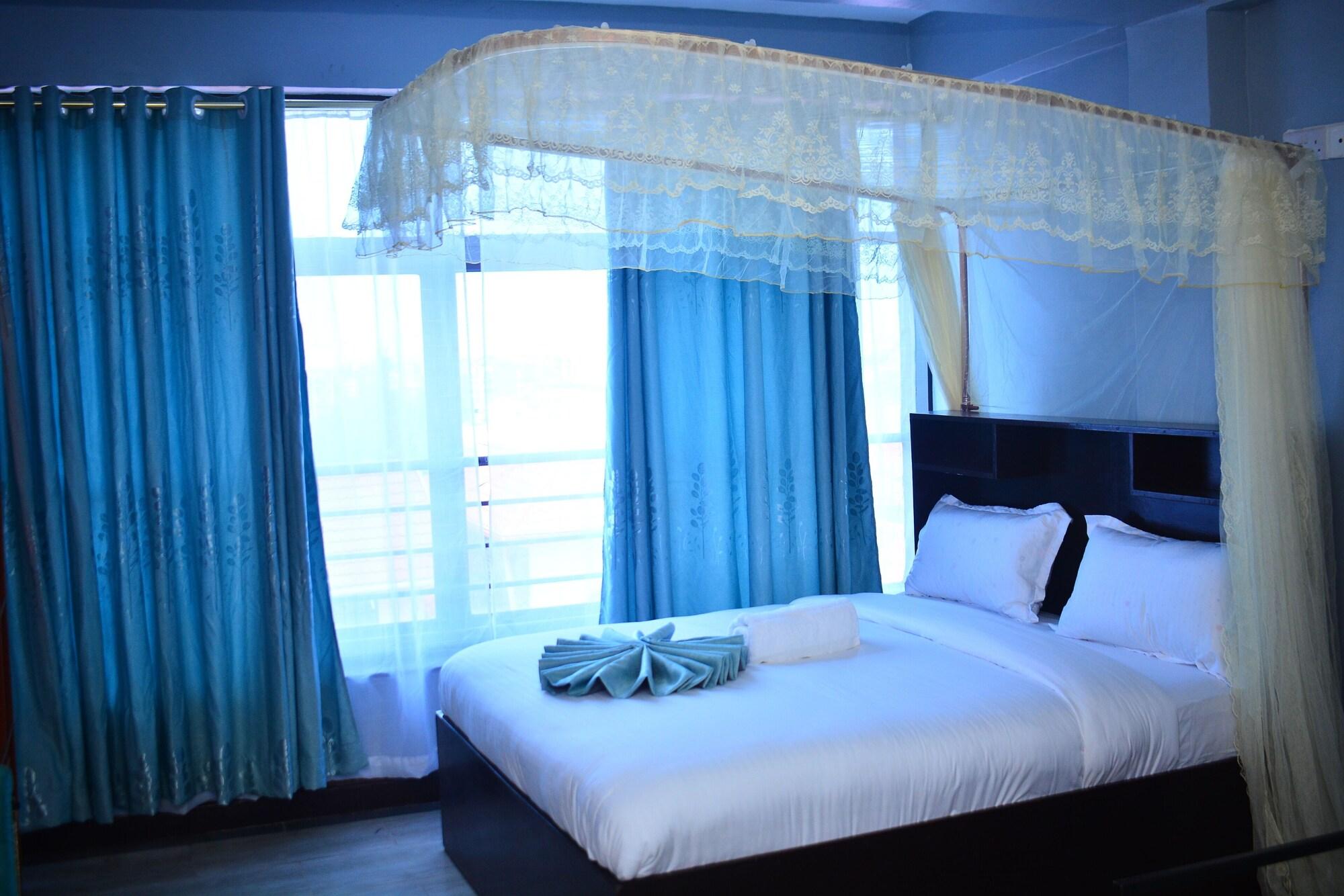 Guest room