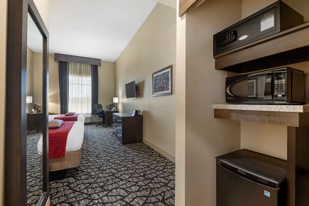 Best Western Plus Lakeview Hotel - photo 18