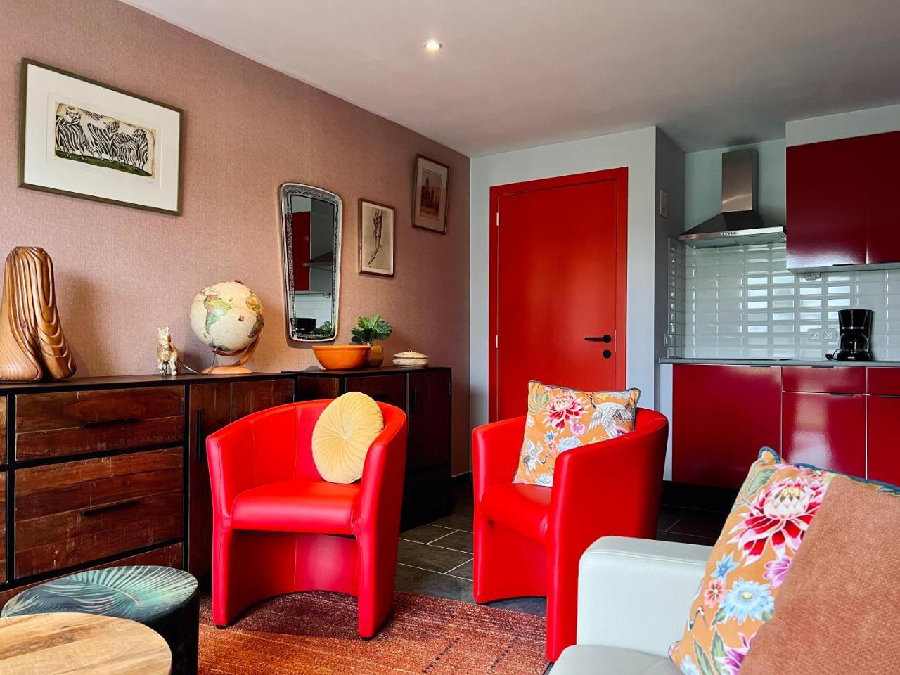 Rêve Perdu studio PJ — 4-Star Luxury Hotel in Brugge, Belgium