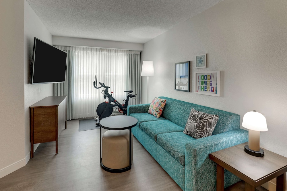 Sonesta ES Suites San Francisco Airport Oyster Point Waterfront - photo 26