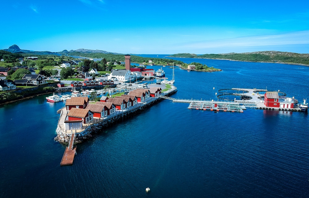 Norsk Havbrukssenter Rorbuer — hotel in Bronnoysund