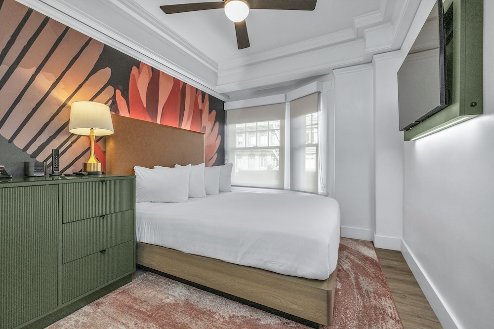 Nob Hill Hotel - photo 31