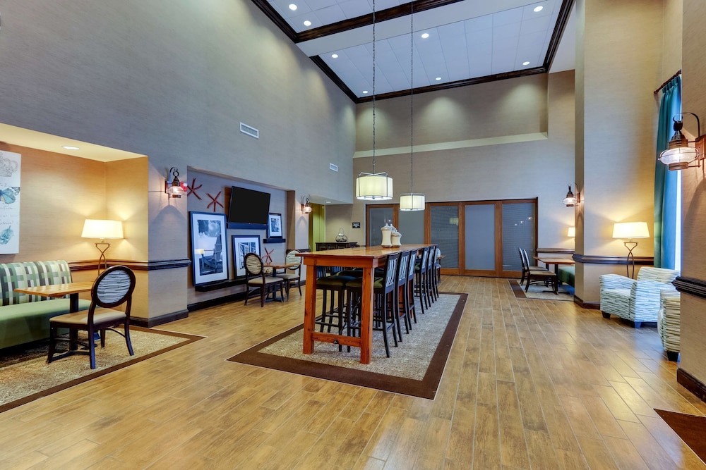 Hampton Inn & Suites Swansboro Near Camp Lejeune - photo 42