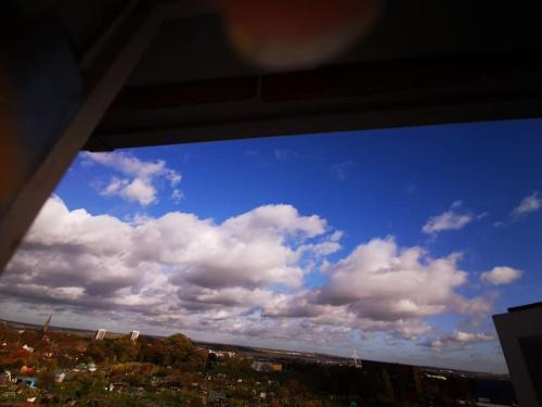 Riverview Stylish Non Smoking Loft Ensuite 4 Rent — Erith — photo 3